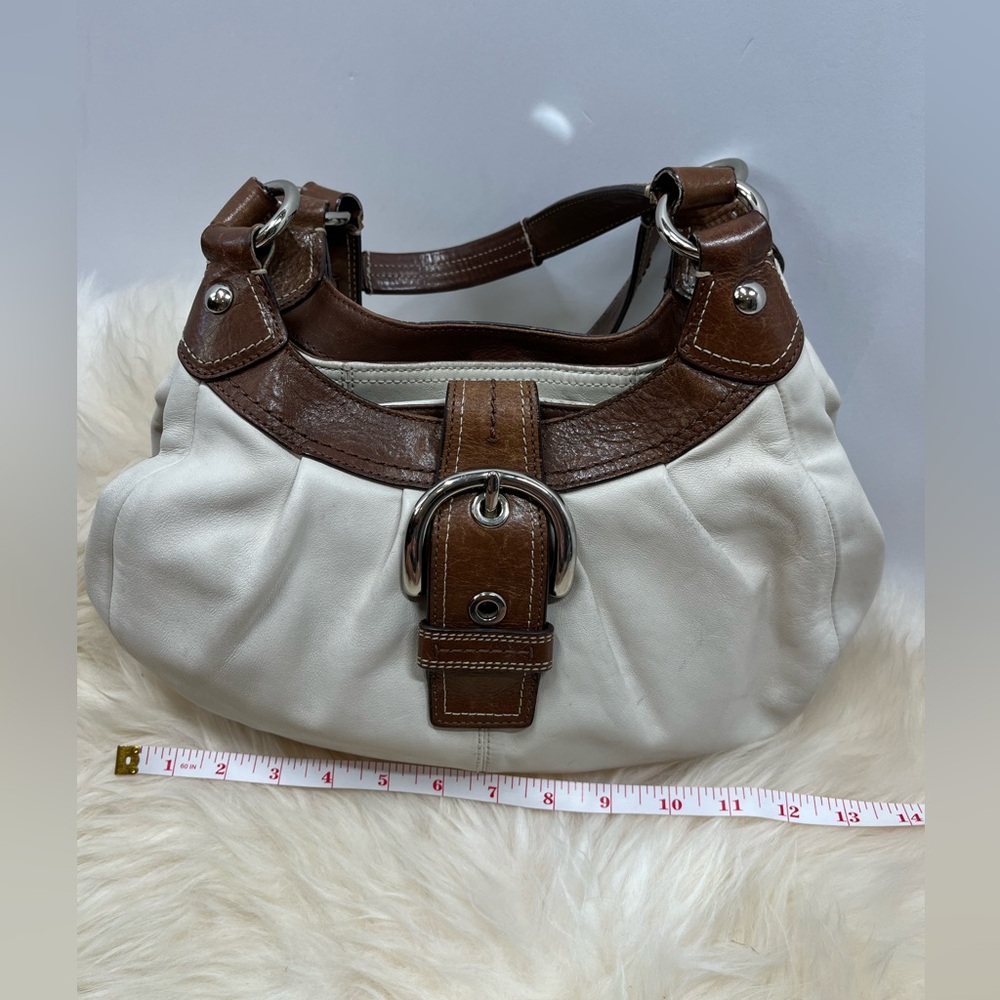 Coach Leather White Hobo Shoulder Bag Brown Trim and front Buckle - Picture 14 of 17